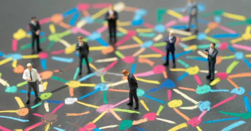 Decentralized Autonomous Organizations (DAOs): What Are They and How Do They Help Organize Web3 Hero Image